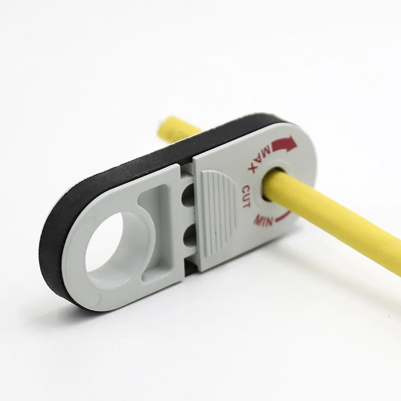 Interlink Network Accessories – Professional Coaxial Cable Stripping Tool
